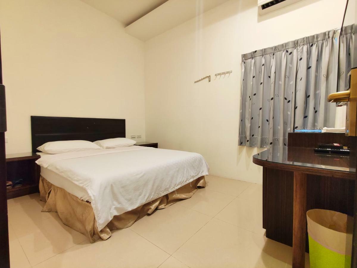 Feng Homestay Zhongpu Εξωτερικό φωτογραφία