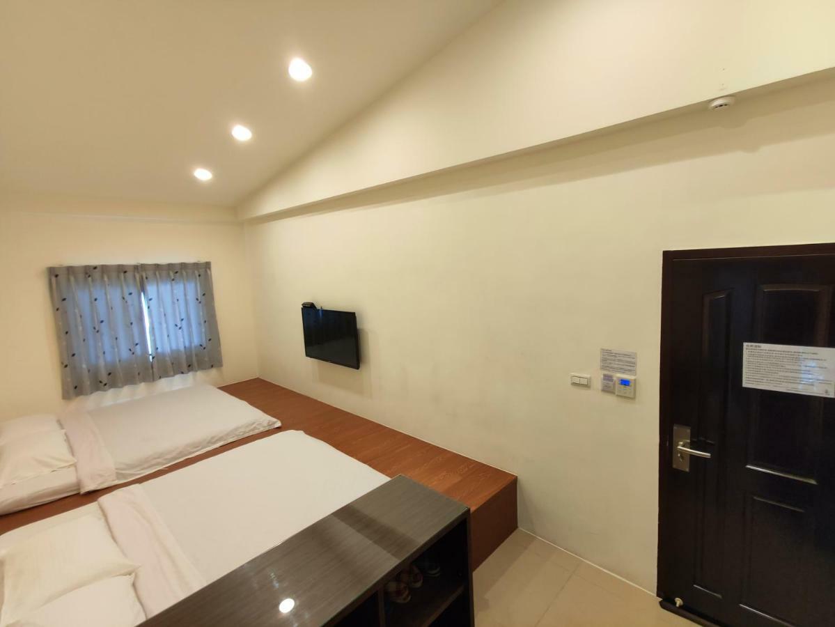 Feng Homestay Zhongpu Εξωτερικό φωτογραφία